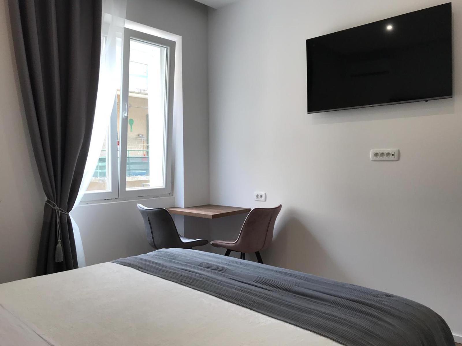 Antares Luxury Rooms 2 Split Exterior photo
