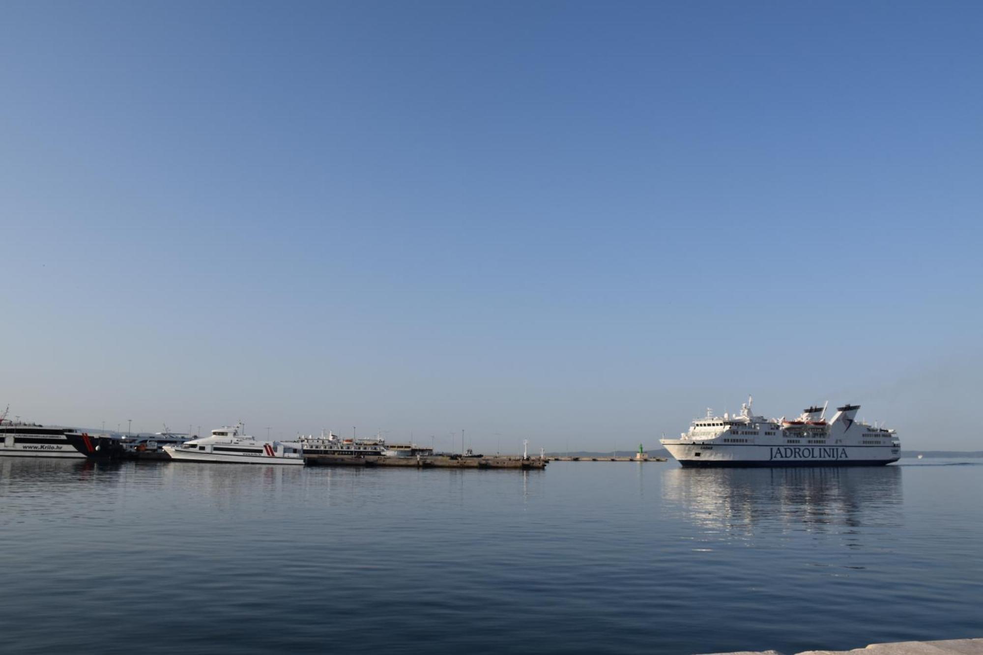 Antares Luxury Rooms 2 Split Exterior photo